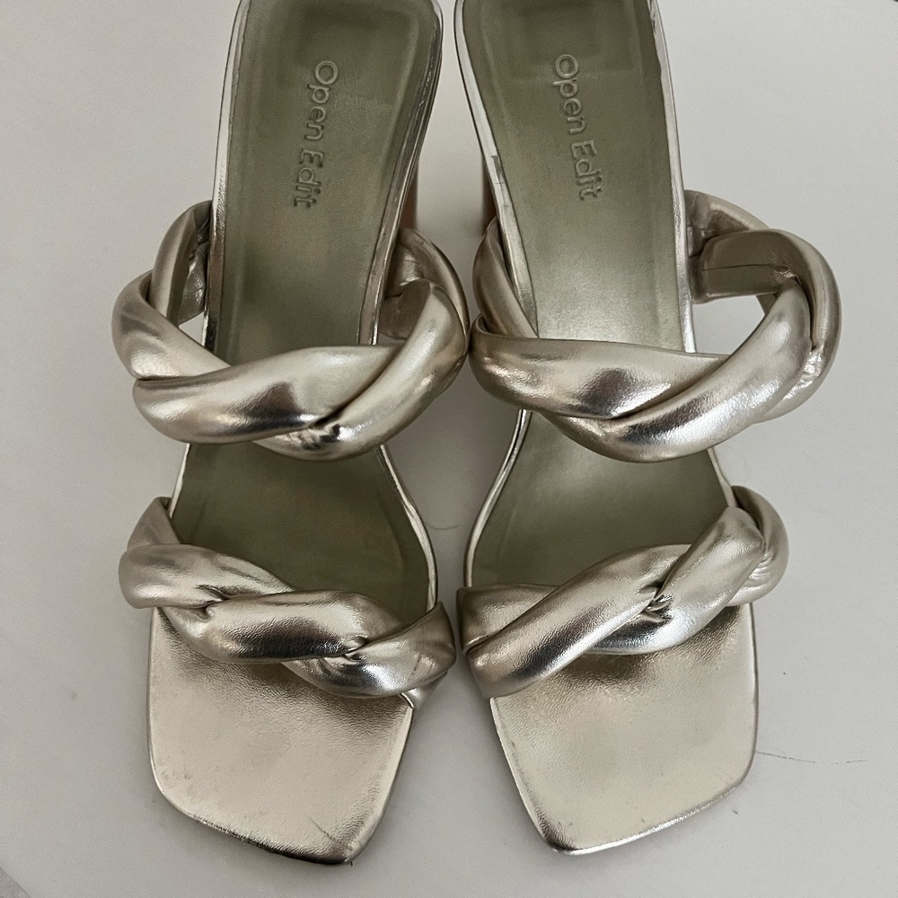 Worn Once! Open Edit Remy Twisted Gold Sandal Hee… - image 3